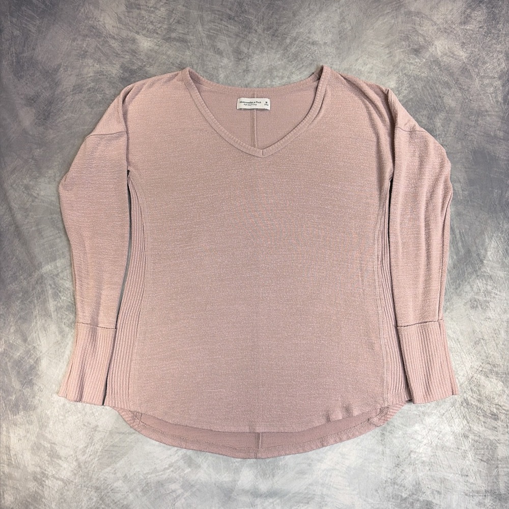 Abercrombie & Fitch Soft A&F Cozy Pink V Neck Knit Top Medium